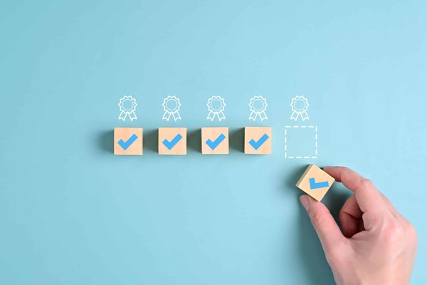 Assurance pour les maisons d'édition indépendantes : comment protéger vos publications ?