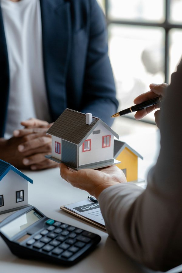 Agence immobilière luxe suisse : trouvez votre bien d'exception.